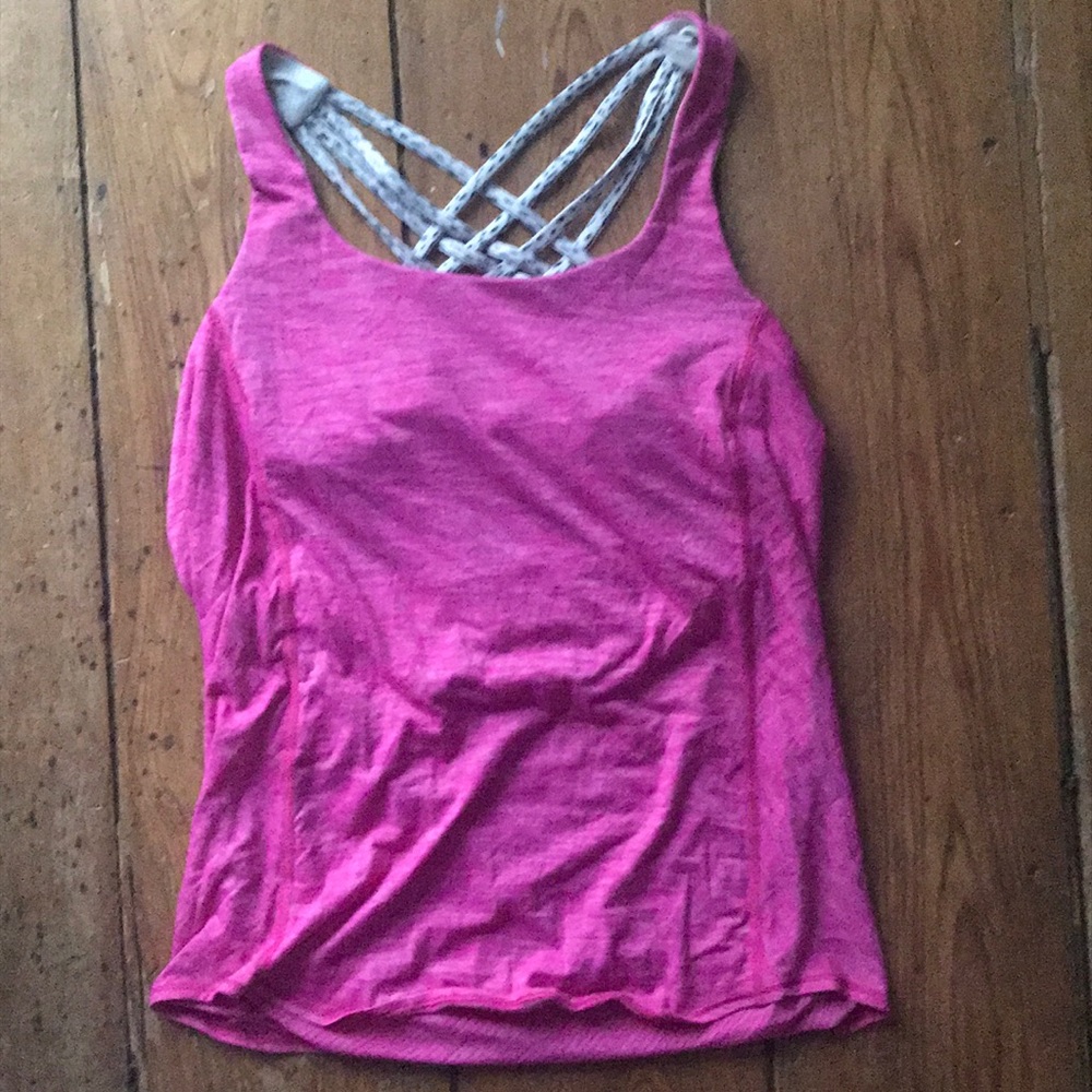 Lulu lemon athletica top